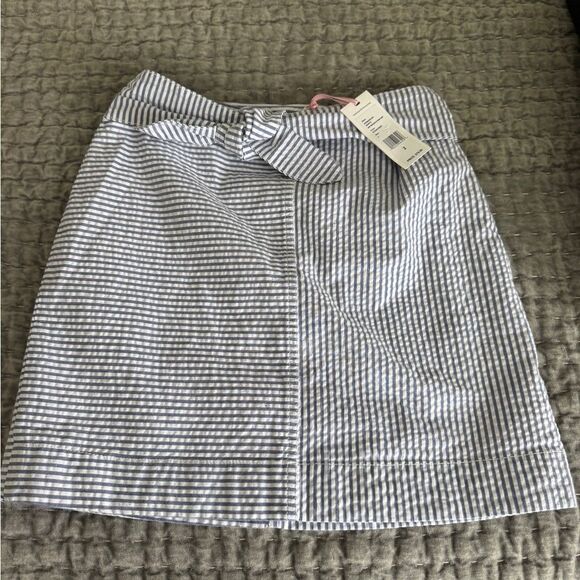 NWT Vineyard Vines Tie Front Blue/White Seersucker Skirt Size 2 - Picture 1 of 7